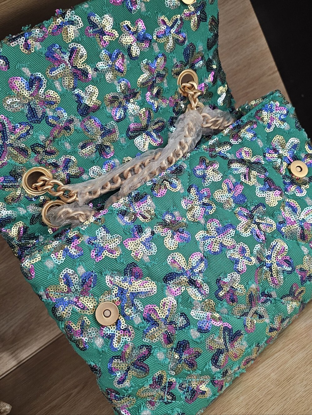 Kurt Geiger London Large Sequin Floral  Bag . - Picture 10 of 13